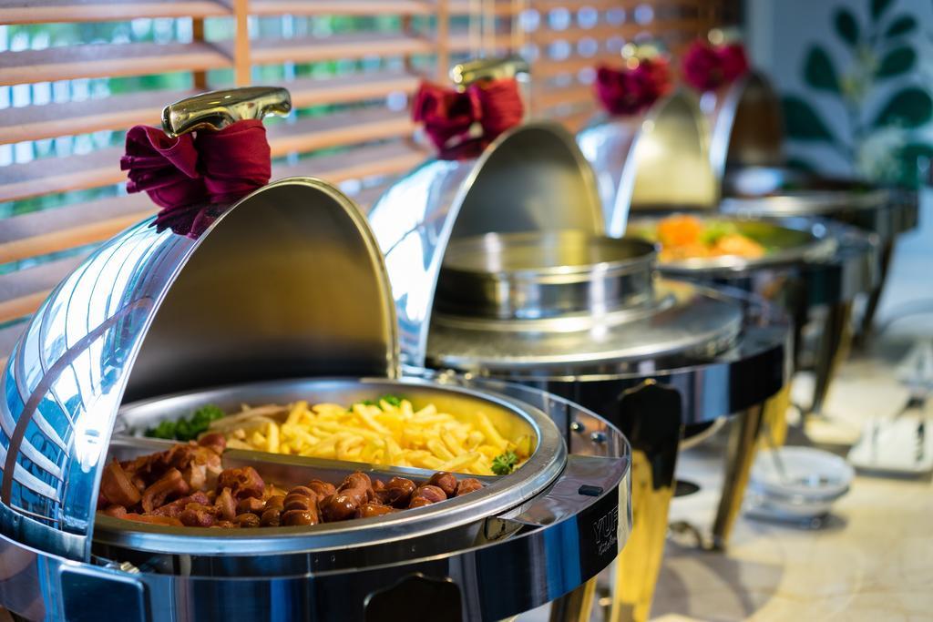 Asian Ruby Center Point Hotel & Spa Cidade de Ho Chi Minh Exterior foto